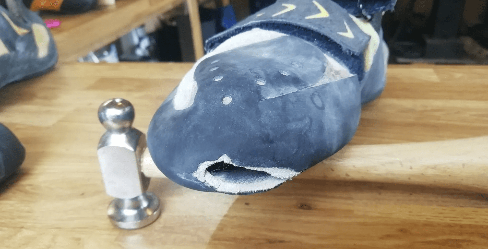 It's too late - image 1